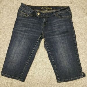 American Eagle, 10R, crop, med.wash jeans.